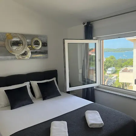 Apartment Loly Medulin